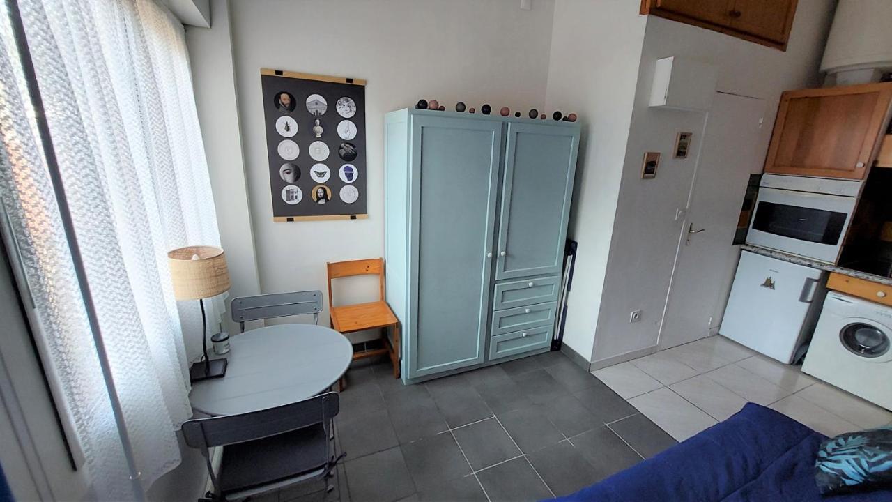 Chez Leslie Et Vincent : Logements Climatises Avec Parking Privatif Perpignan Exterior photo